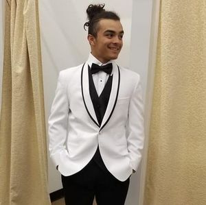 Meet your Posher, Dominick